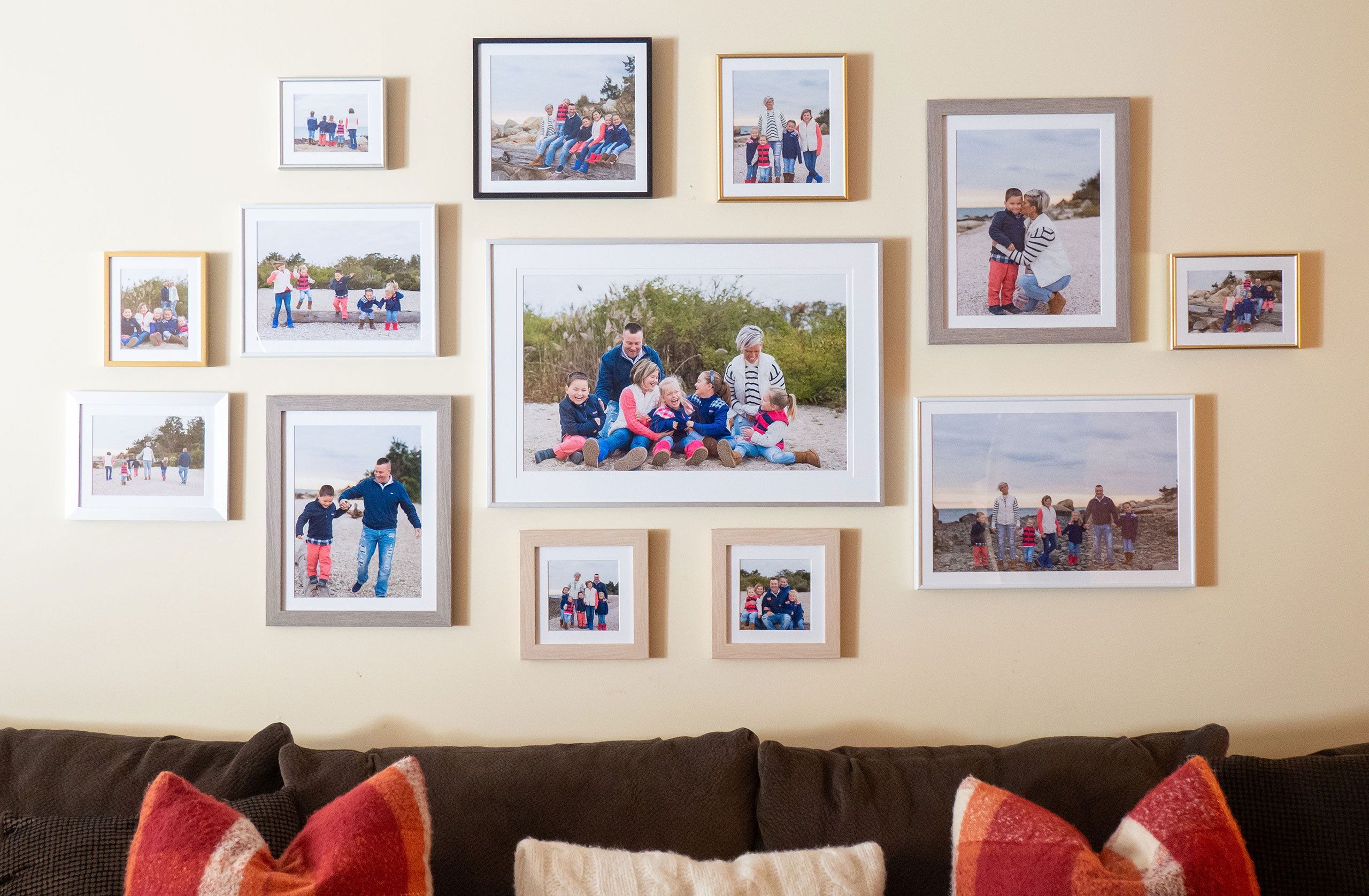 wall photo frames design ideas
