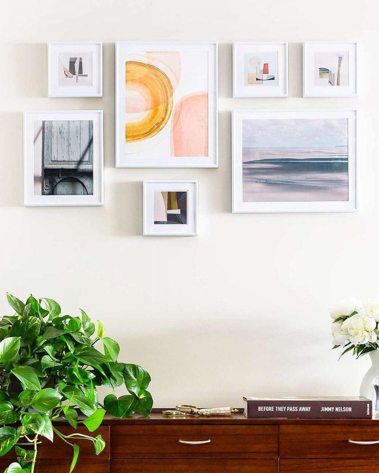 What Do Custom Picture Frames Online Cost?