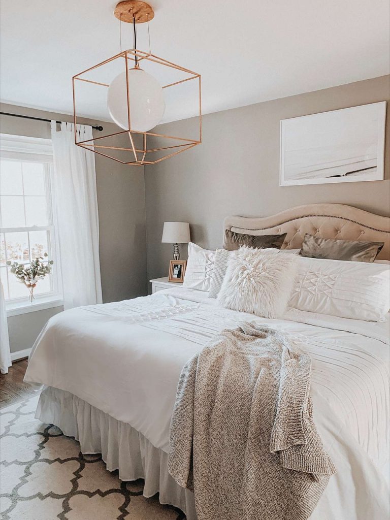Tips & Tricks: Styling A Guest Room Made Easy